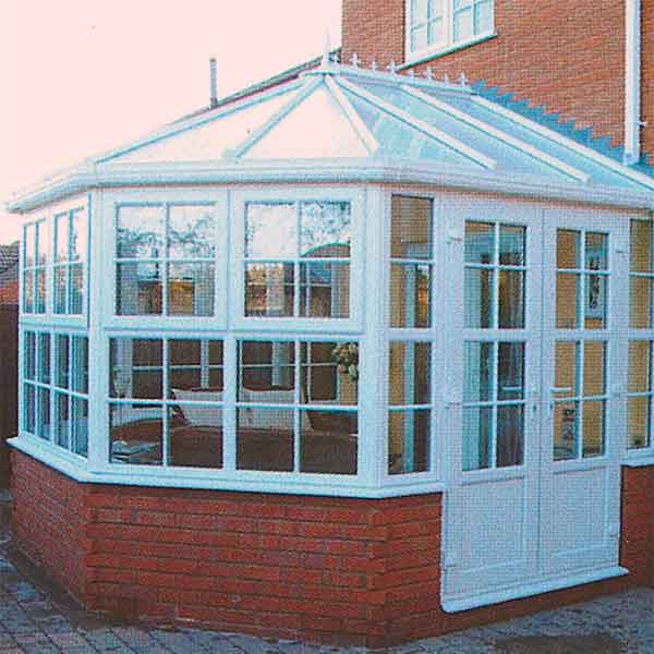 Round conservatory