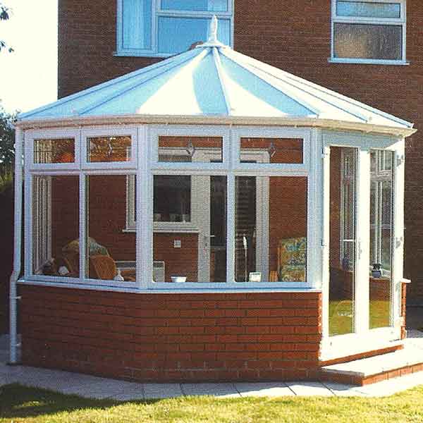 Round conservatory